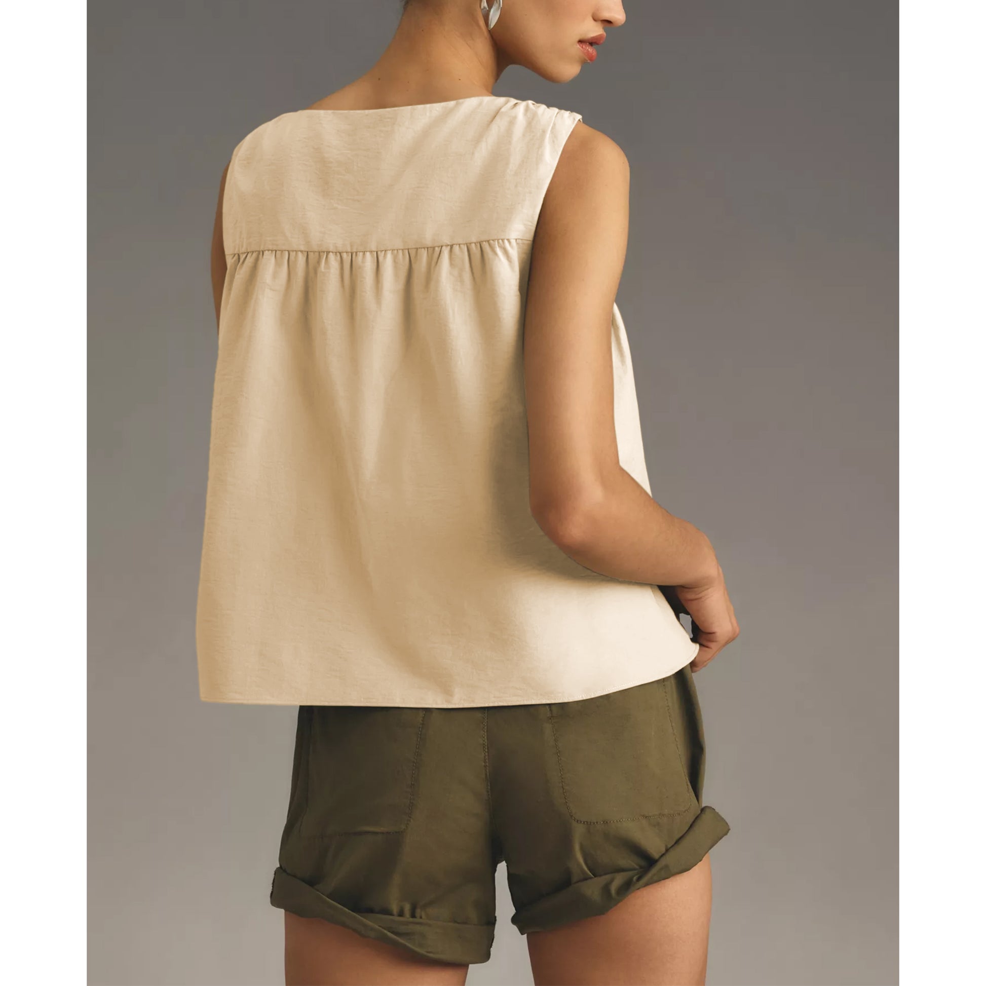 Shirred Swing Tank Tops for Women Fashion Flowy Sleeveless Shirts Casual Crew Neck Blouse Loose Fit Ruffled Tops