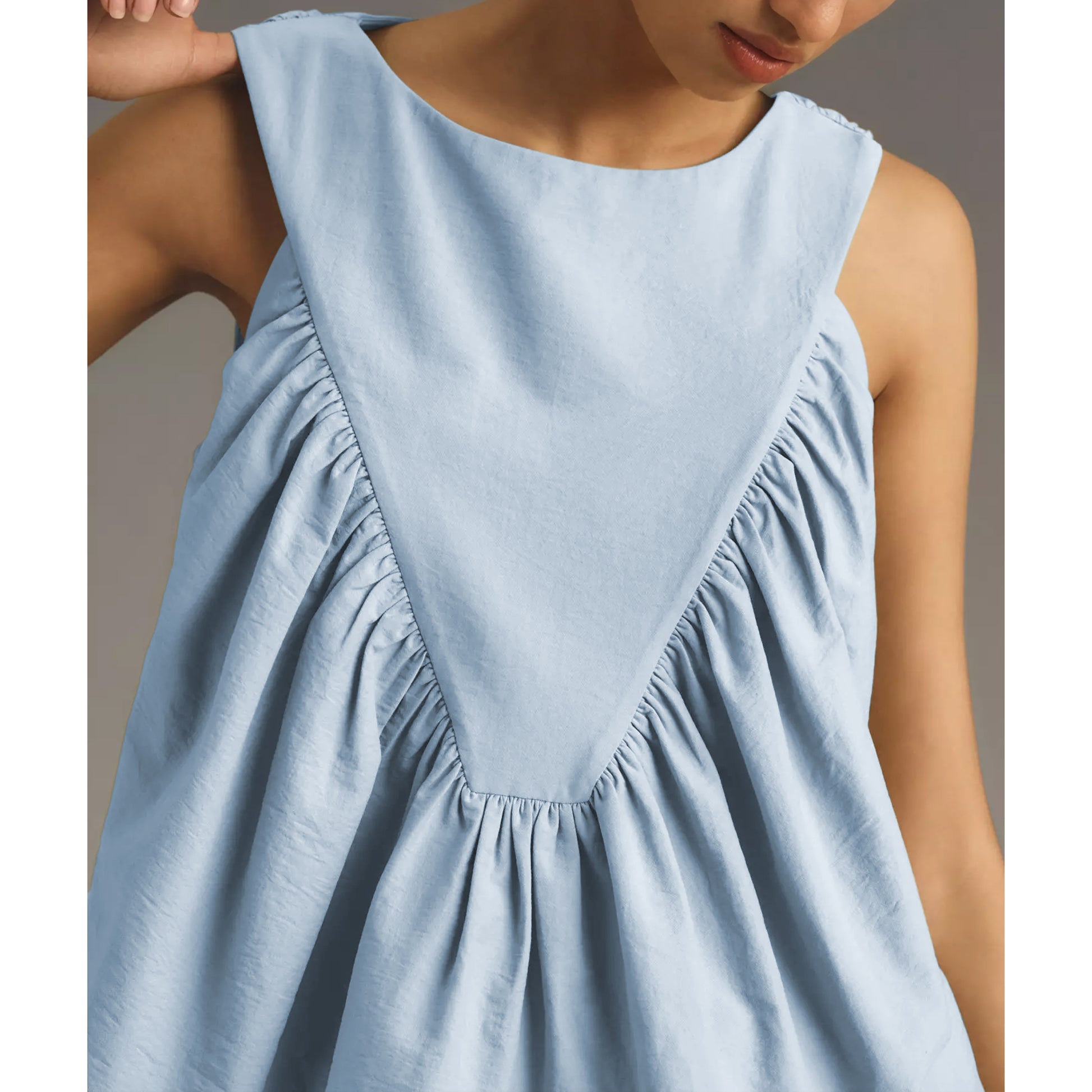 Shirred Swing Tank Tops for Women Fashion Flowy Sleeveless Shirts Casual Crew Neck Blouse Loose Fit Ruffled Tops