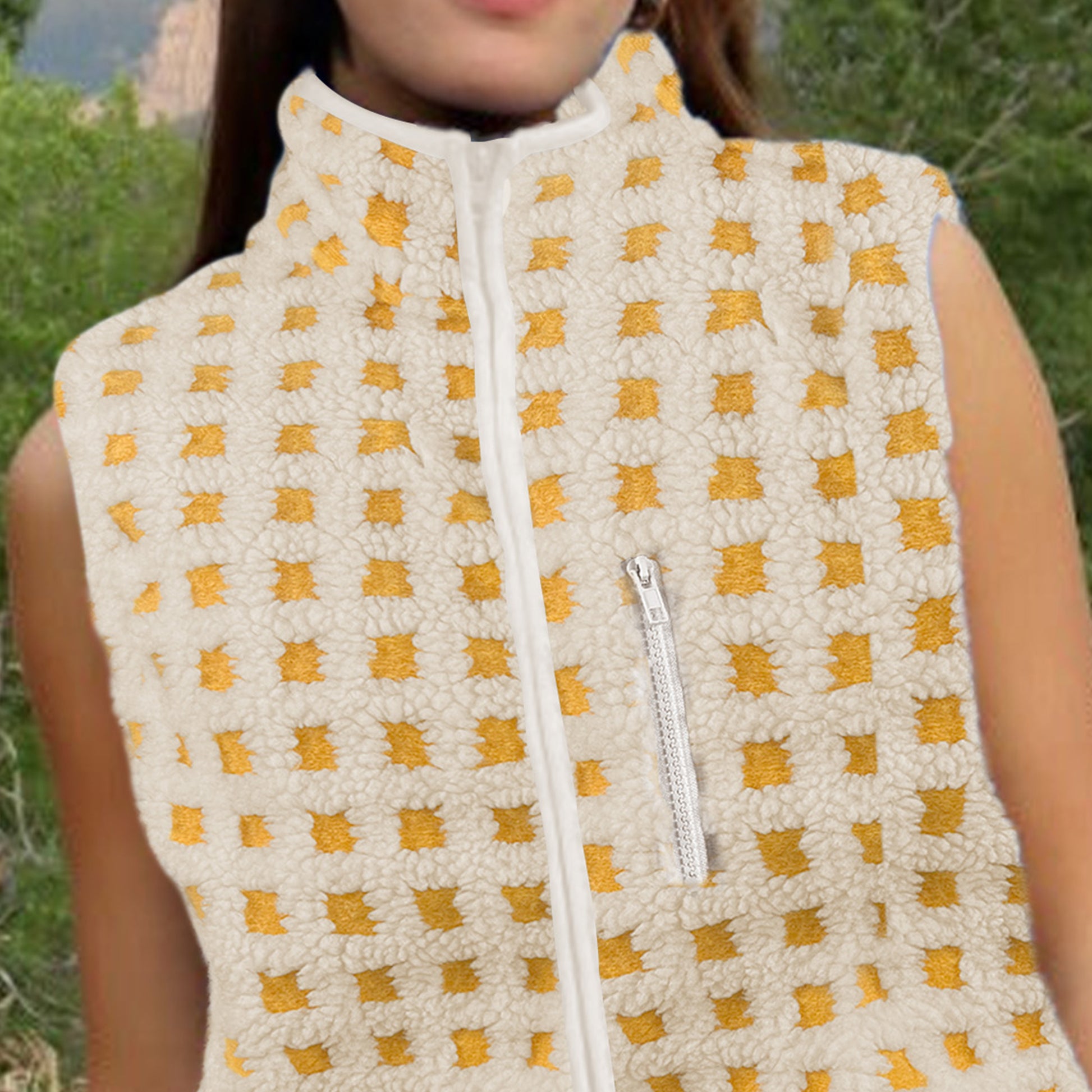 Womens Checkered Sherpa Vest Sleeveless Winter Fleece Jacket High Neck Zip Up Plaid Gilet with Chest Pocket
